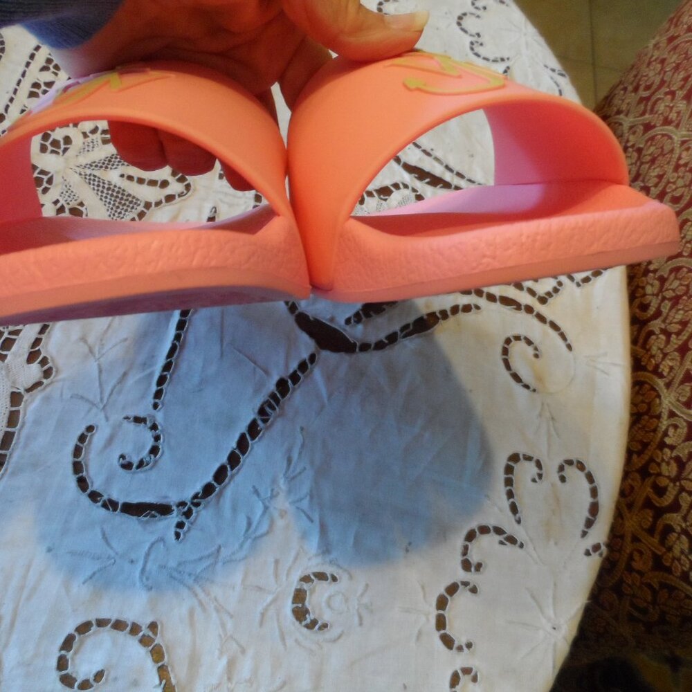 New JW Anderson Pink Rubber Pool Slides w/Signature Anchor Logo Size EU 39 /US 9 - Picture 8 of 16